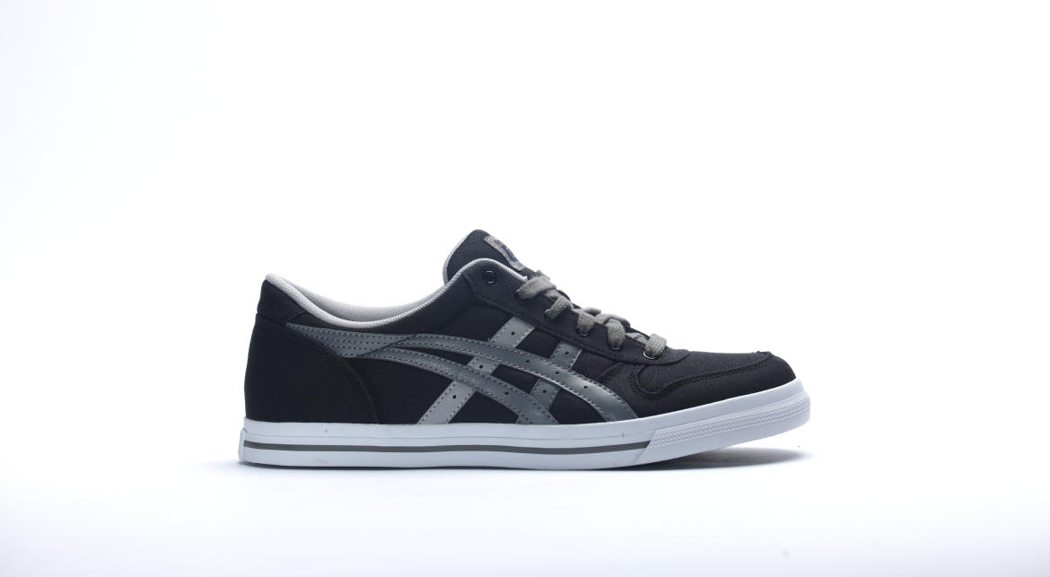 Asics aaron sale cv black